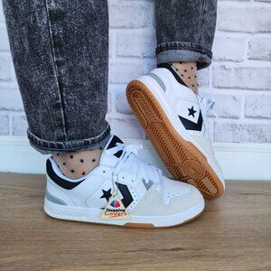 ⭐Converse CL98 OX Low Top Size 6.5 Women's shoes Sneakers White Black A15041C⭐